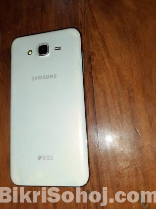 samsung j7